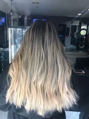 Ombre by Martha Sanchez at Color Queens Hair Salon in San Jose, CA 95122 on Frizo