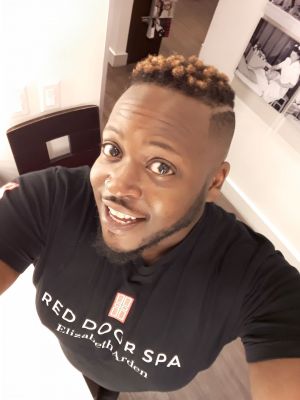 Joseph Mims at Red Door Spa Plano in Plano, TX 75093 on Frizo