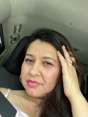 Julissa Tercero at Internation hair salon in Margate, FL 33063 on Frizo
