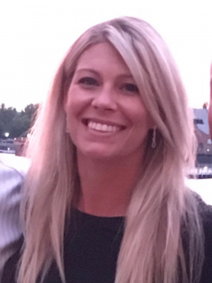 Kellie Nenno at Kellie hair salon in Buffalo, NY 14221 on Frizo