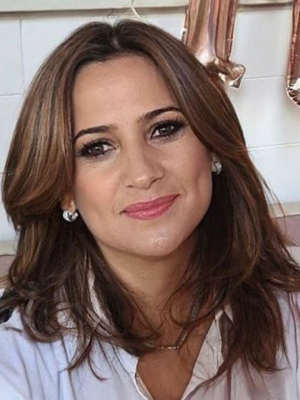 Sevda Kulieva at Best beauty salon in Miami, FL 33180 on Frizo