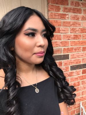 Stephanie Avila in Dallas, TX 75203 on Frizo